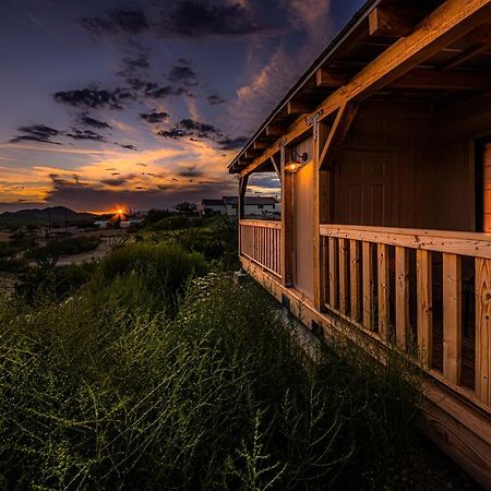 Miners Cabin #4 - King Bed - Private Balcony With Views تومبستون المظهر الخارجي الصورة
